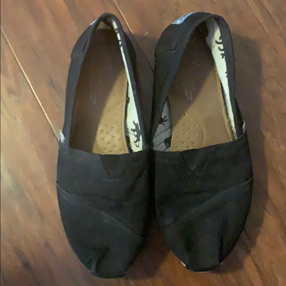 TOMS - Picture 2 of 3